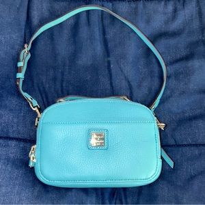 Dooney Sawyer Crossbody Caribbean Bue